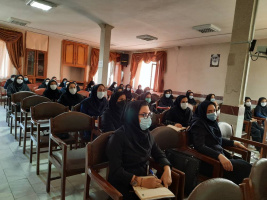 برگزاری کارگاه آموزشی ثبت وارزیابی کیفیت مراقبتهای دوران بارداری در پیشگیری از عوارض بارداری وزایمان برای پزشکان وماماهای شاغل در واحدهای بهداشتی